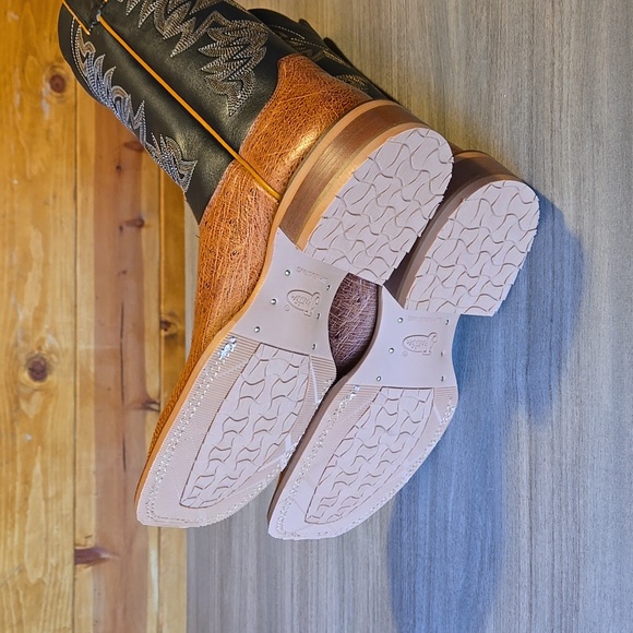 Justin Square Toe Boots - Picture 2 of 7